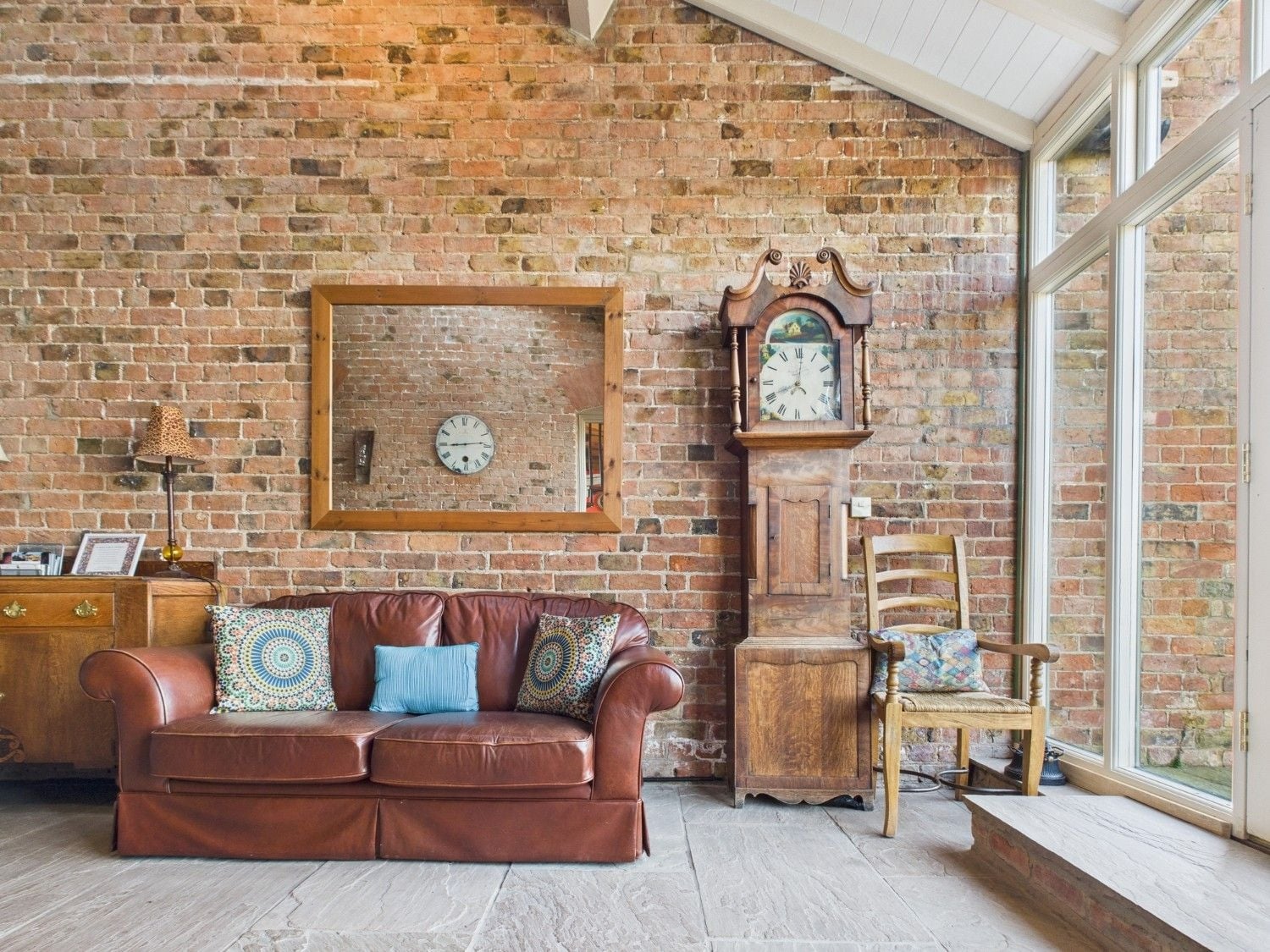 Barley House for 14 - 18 guests image 4